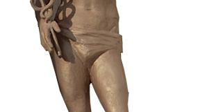 Гермес - в древнегреческой мифологии вестник богов, покровитель странников и путей сообщения. Часть скульптурной композиции главного фасада административного здания.